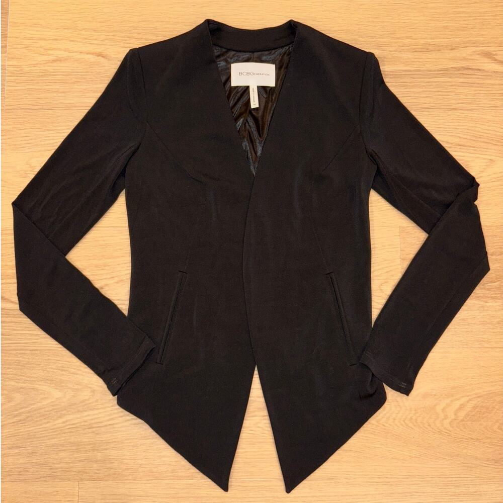 BCBGeneration black open crepe blazer womens size XS